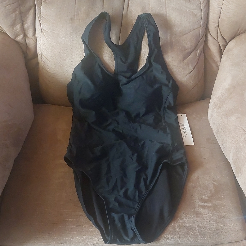 🏖 Nicole Miller One Piece Elegant Black Swimwear